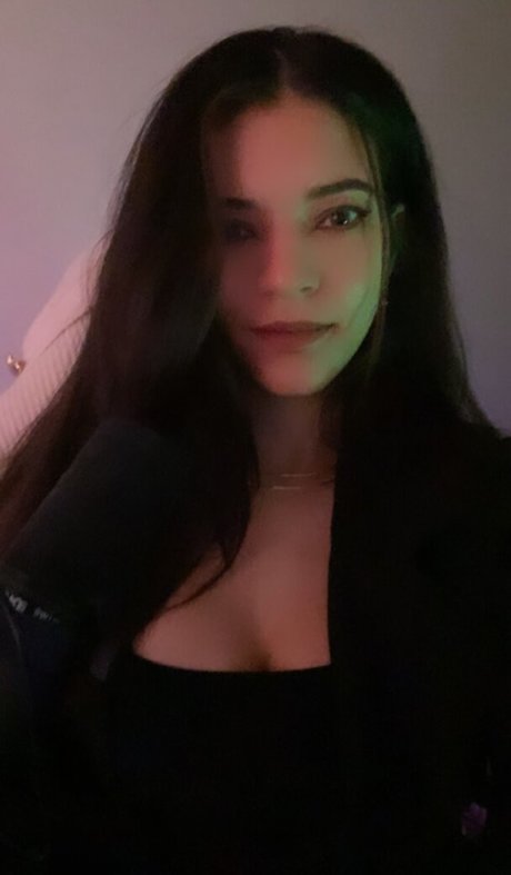 18 year old onlyfans sexy xxx galleries