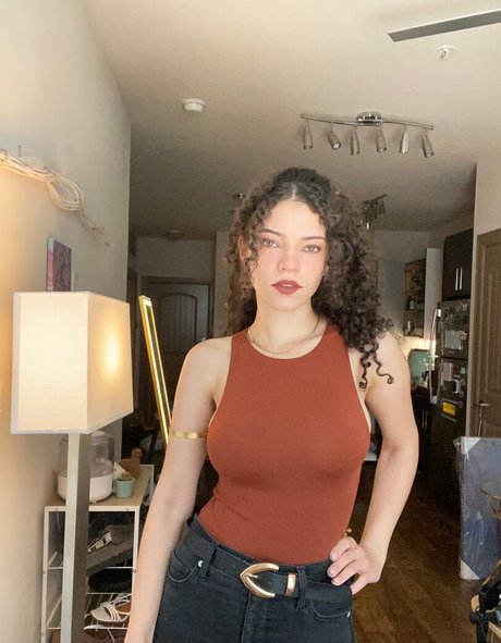 perfect shemale onlyfans perfect images