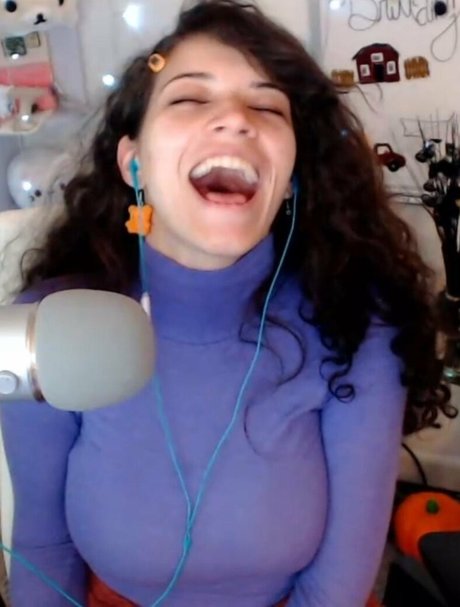 Brittany Venti nudes actress pictures