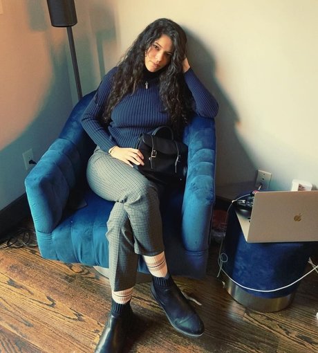 Brittany Venti porn model pics