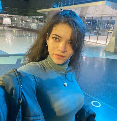 fat pussy onlyfans erotic image