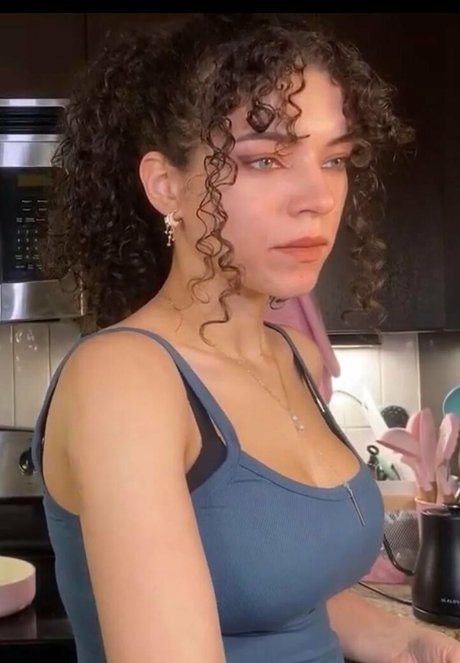 Brittany Venti perfect pornstar images