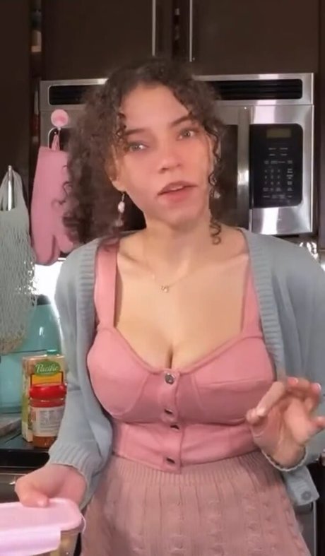 Brittany Venti high quality actress pictures