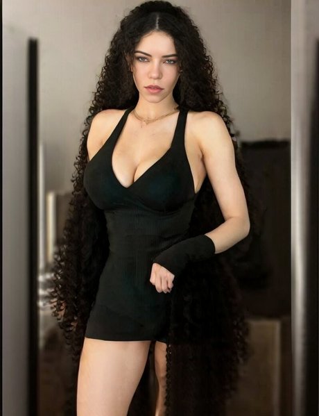 skinny shemale onlyfans pretty archive