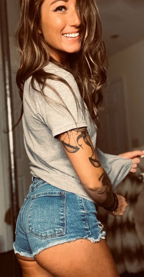 milf yoga onlyfans naked images