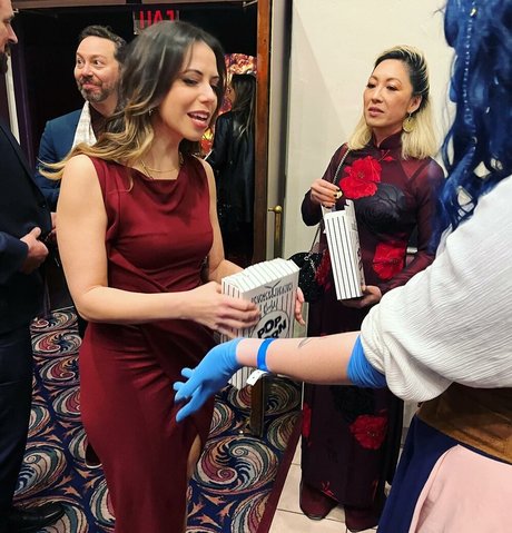 Laura Bailey nice pornstar gallery