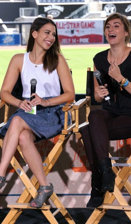 Laura Bailey star gallery