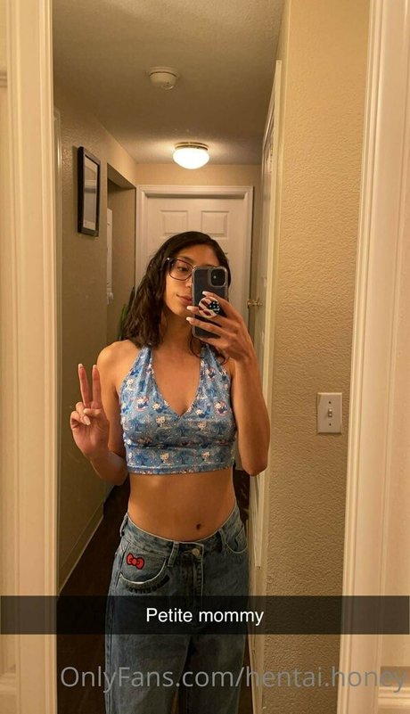 Sona Bella nudes actress img