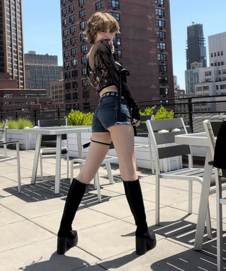 chubby teen onlyfans top photos