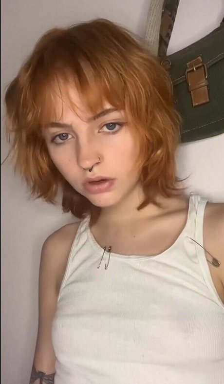 Hadley Nelson pornstar hot img