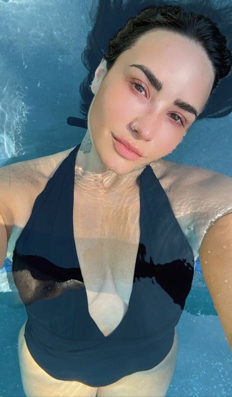 Demi Lovato model sexy image