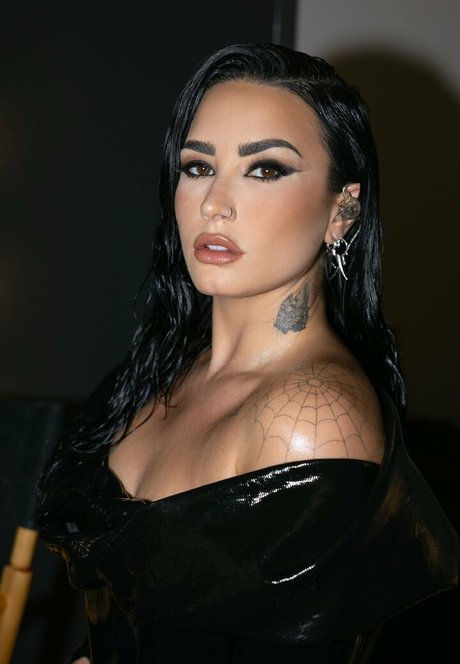 Demi Lovato porn star photo