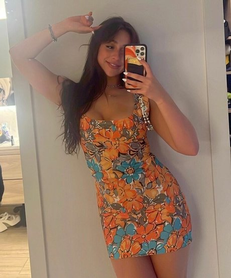 Tate McRae top star archive