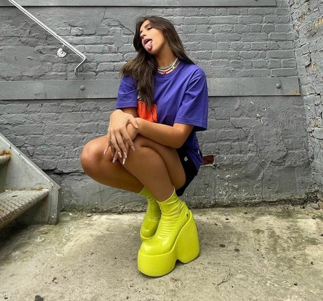 shemale gangbang onlyfans beautiful naked images