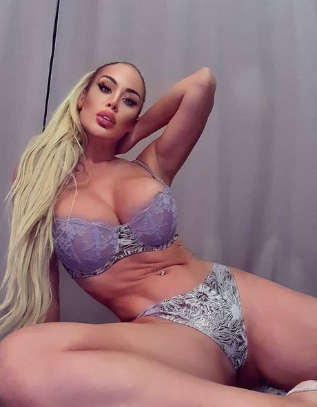 busty ebony onlyfans erotic photo