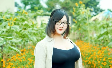 Ai Melody27 pornstar nude pictures