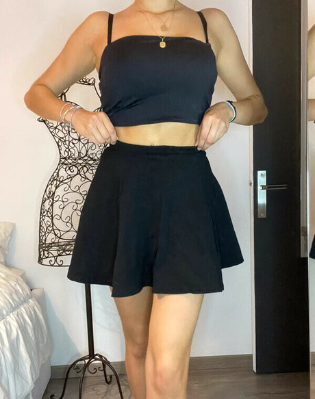 AlaiaJeanneau top pornstar images