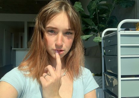 Melanie Marie sex actress gallery