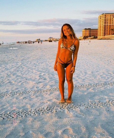 Bruna Carvalho porn model picture