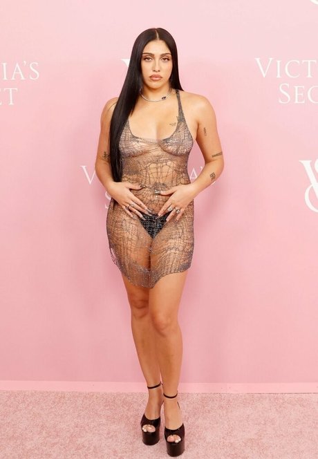 Lourdes Leon porn star pics