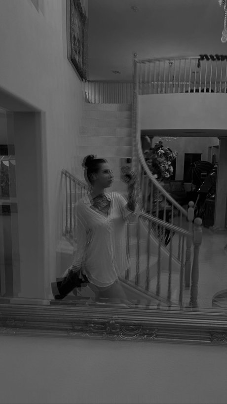 Alita Doses pretty star pics