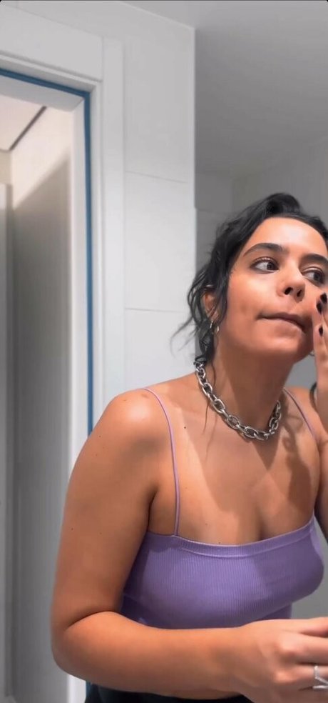 Yasmin Ali Yassine Quick model image