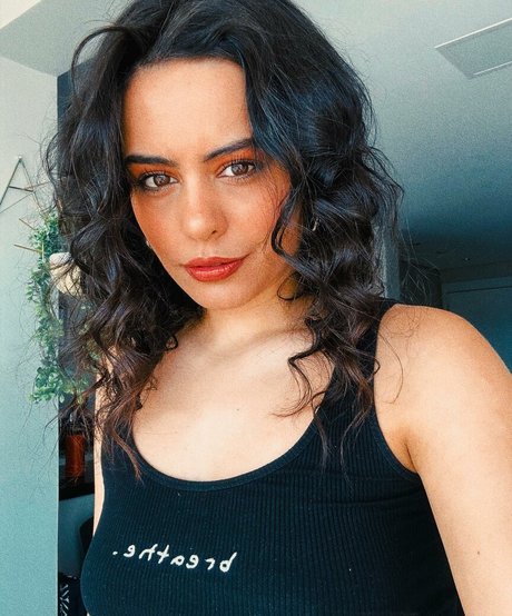 Yasmin Ali Yassine free star pic