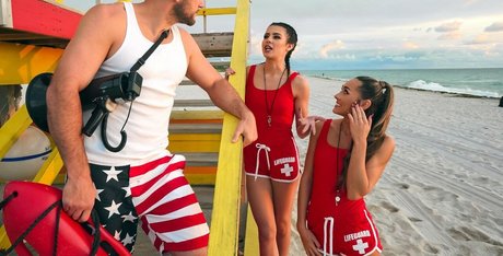 Kylie Rocket art star photo