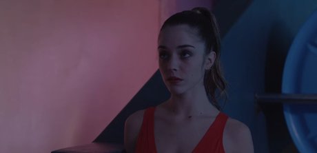 Alice Isaaz nude pornstar picture