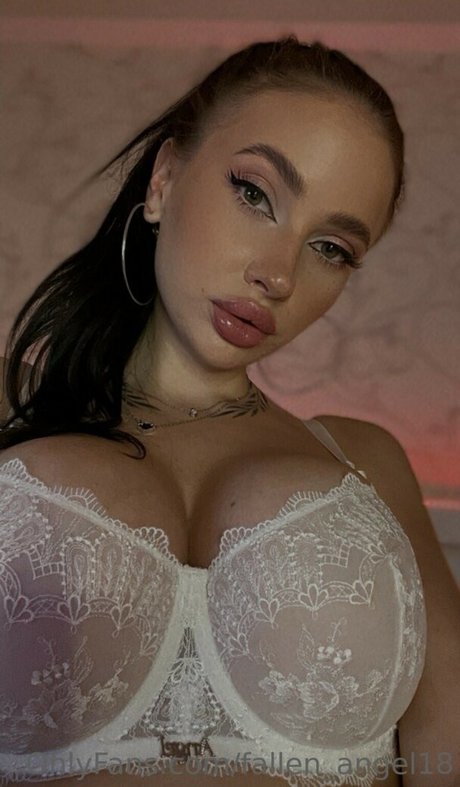 Fallen Angel 18 pornstar sexy galleries