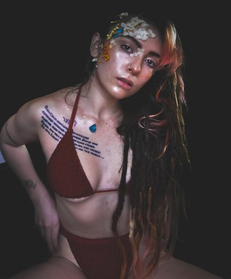 Eliza Grace porn actress archive