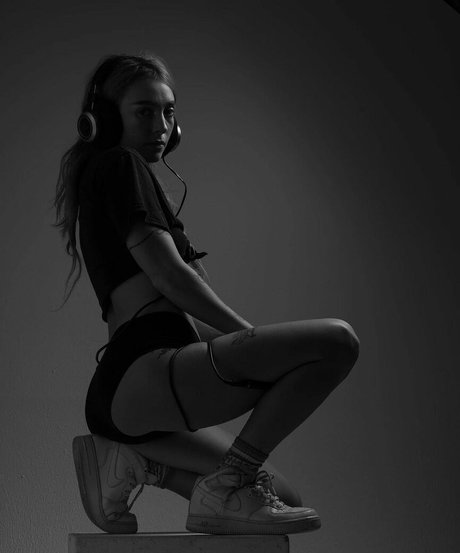 Eliza Grace star adult images