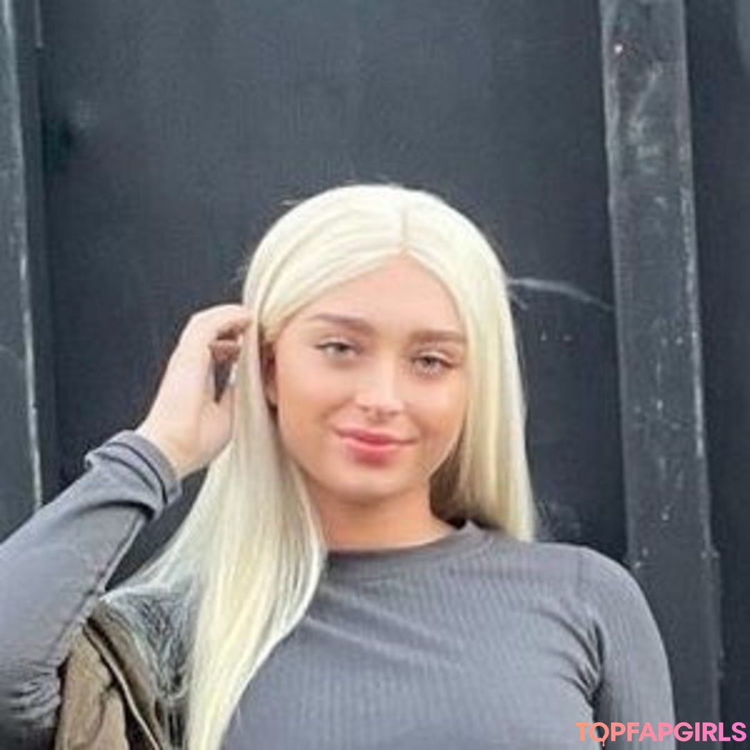 cakebatterchlo star nude pic