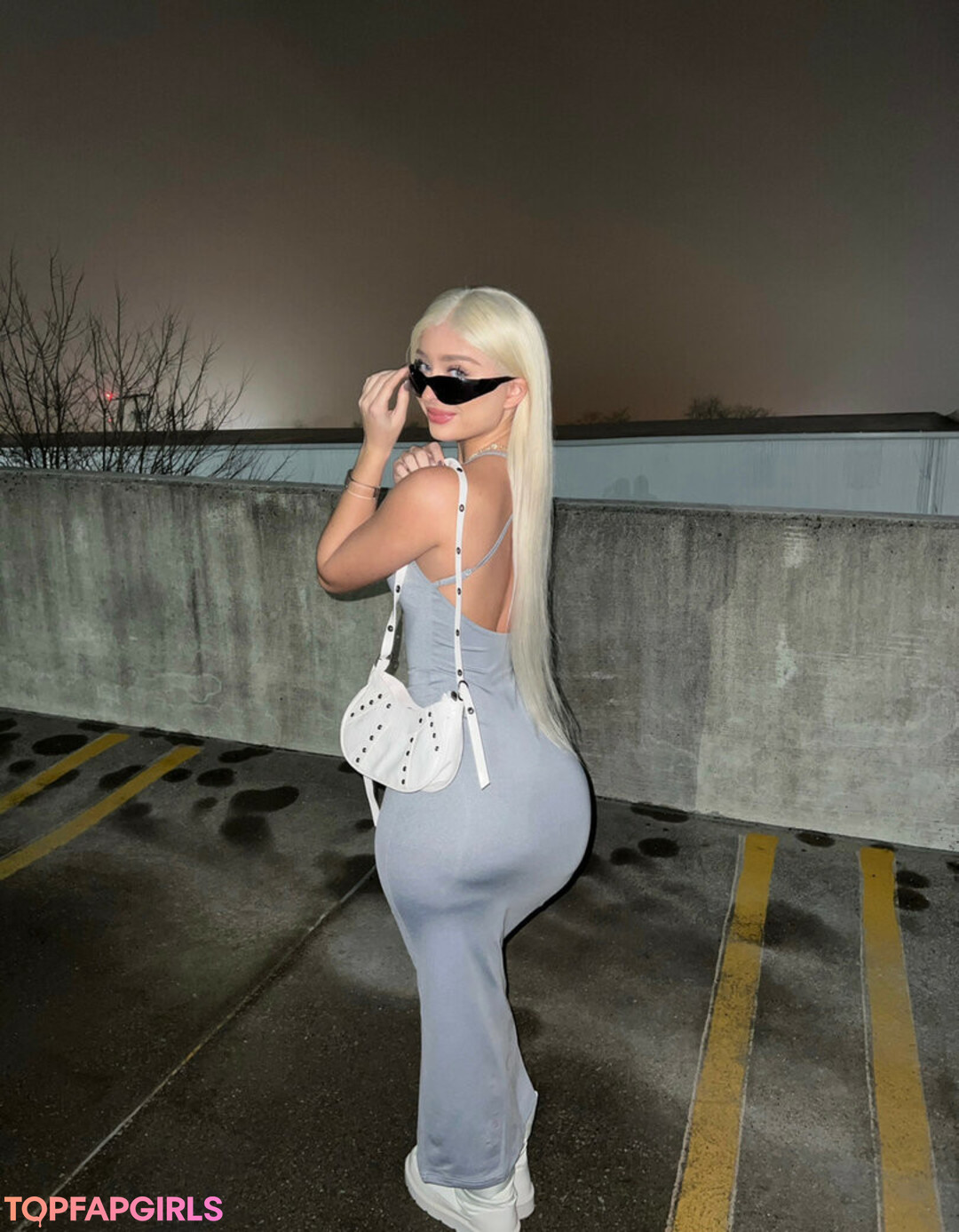 cakebatterchlo perfect model photo