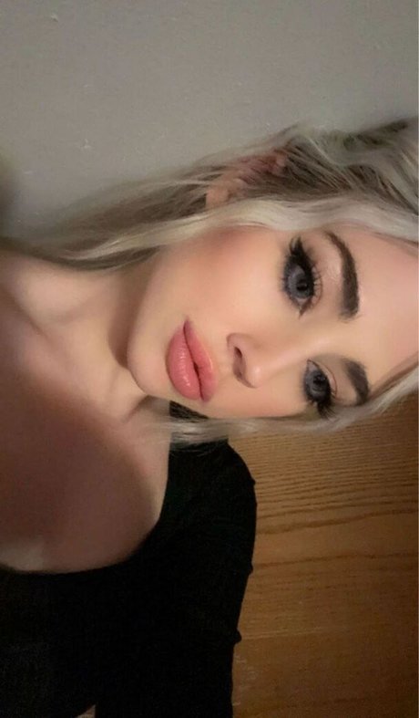 Hailsbee porn actress archive