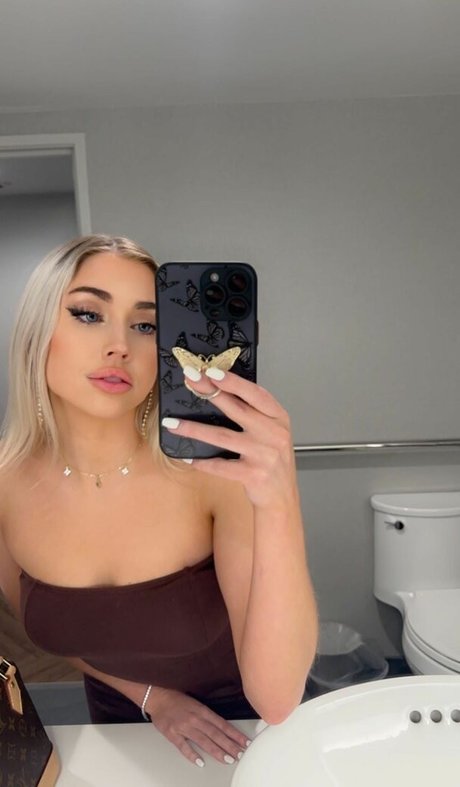 skinny ebony teen onlyfans naked img