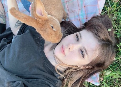 eyes onlyfans free sex photos