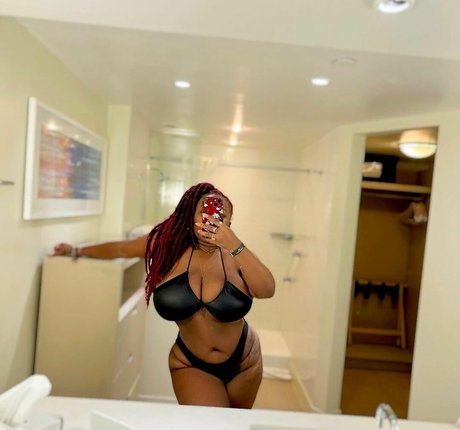 msolurin pornstar hot photo