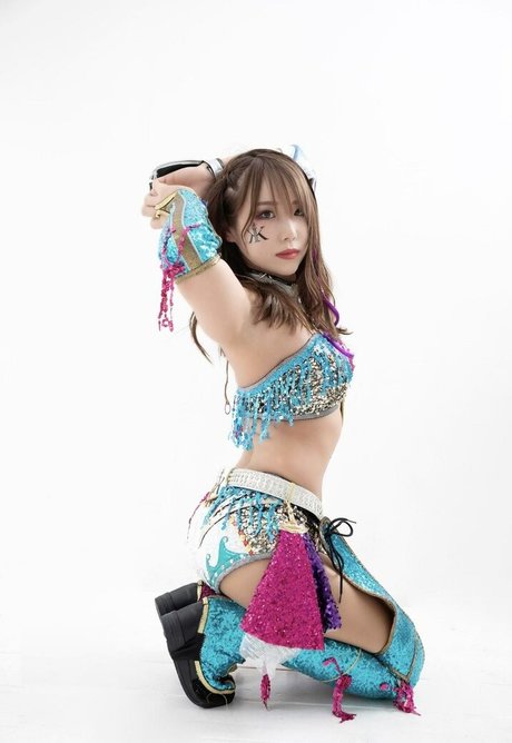 Kairi Sane star best pictures