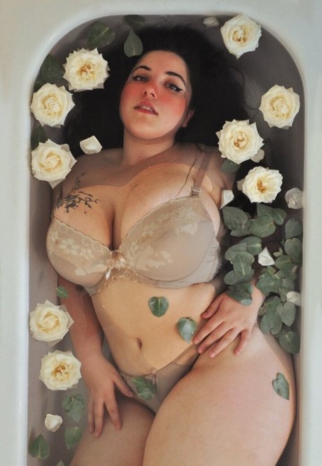 Paloma Piquet art actress archive