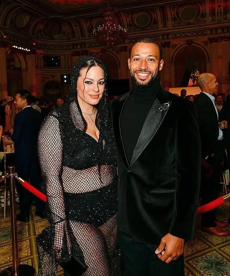 Ashley Graham pornstar naked images