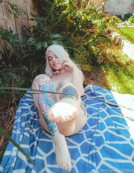 katablue2 star nudes pictures