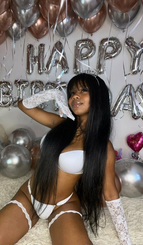 Giuliavalencia xxx actress pics