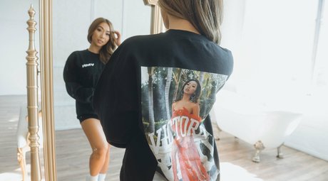 vmynguyen model top photo