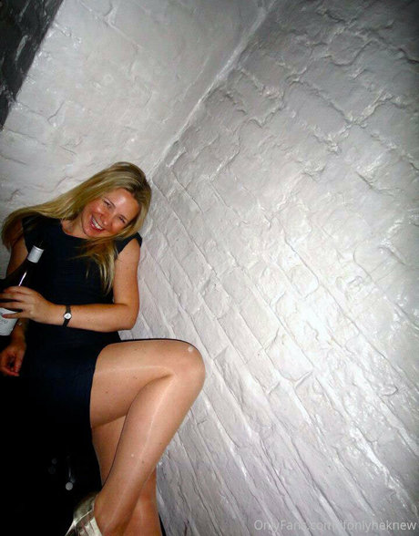 ifonlyheknew erotic actress picture