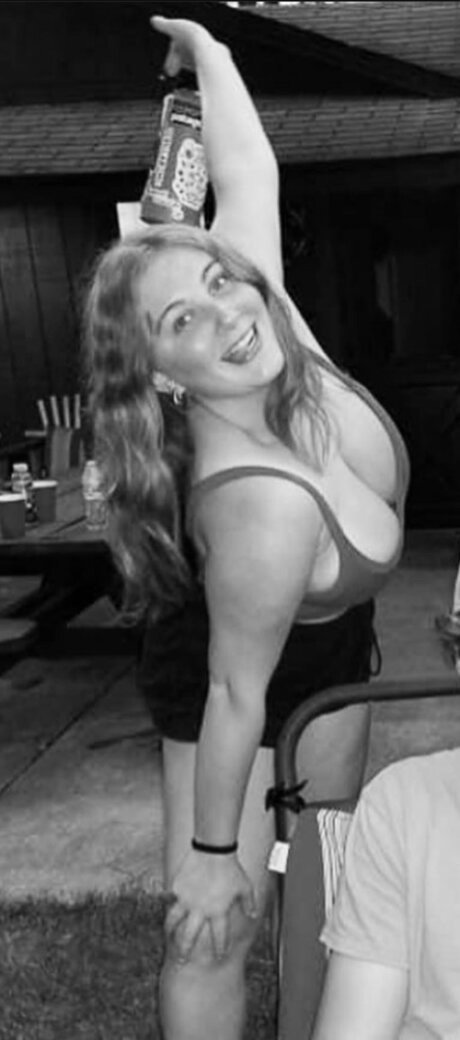 Alyssa Holmes 69 nudes actress pictures