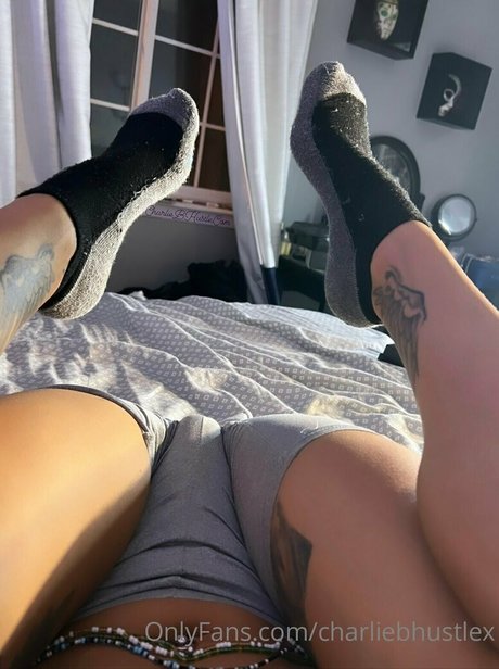 charliebhustlex star top pictures