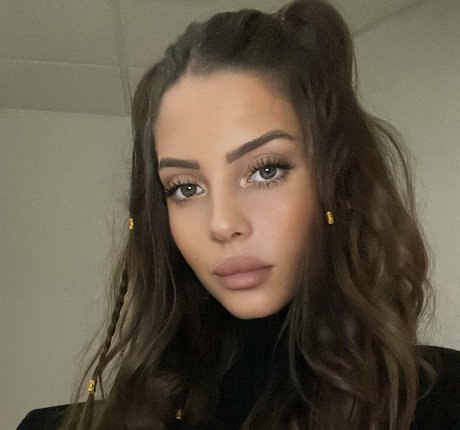 Bella mnz xxx pornstar pictures