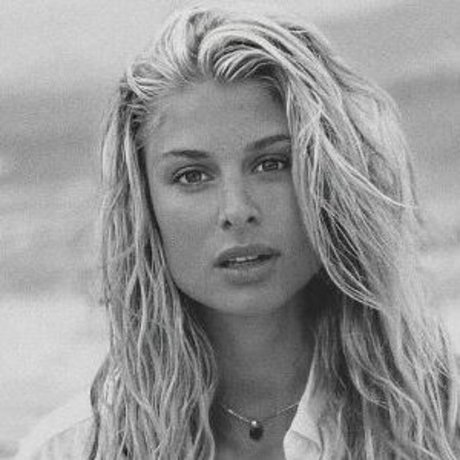 Vanessa Schmitt model naked pictures