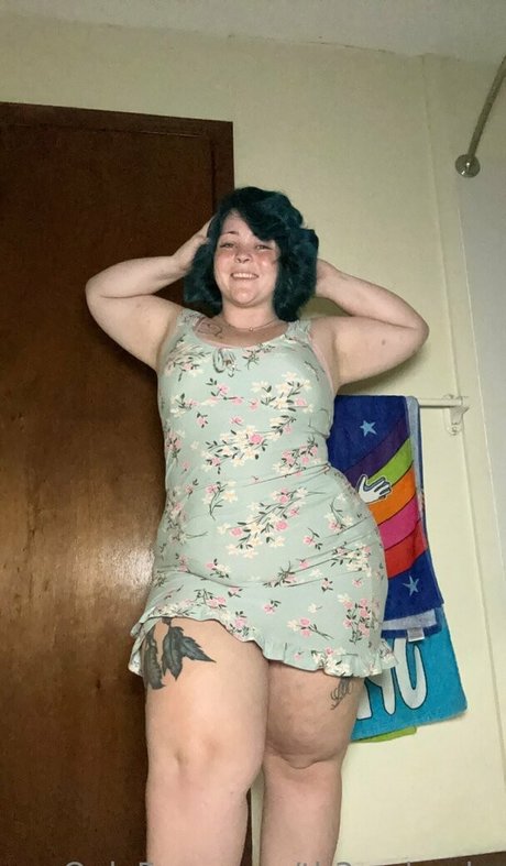 th3mcheeks model naked images